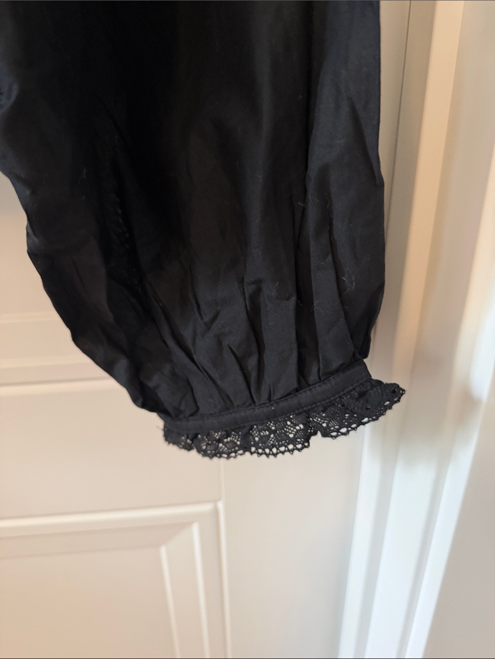 Divided Black Lace-Trim Square Neck Cropped Peasant Blouse - Picture 4 of 6